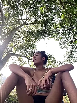 RoomExotic11 online show from December 15, 1:49 pm