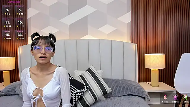 Snapshot of Marge_lasander chatting on September 26, 2:31 am Marge lasander online show from September 26, 2:31 am