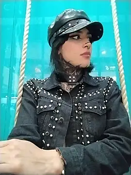 taaylor33 online show from March 6, 10:27 pm