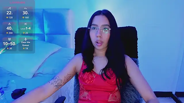 Snapshot of MissSussy chatting on October 6, 12:55 pm MissSussy online show from October 6, 12:55 pm