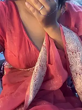 APKI WIFE  online show from May 15, 3:43 am