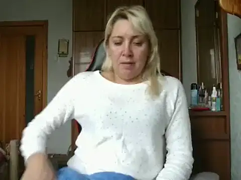 IrinaB1 online show from November 9, 9:49 am