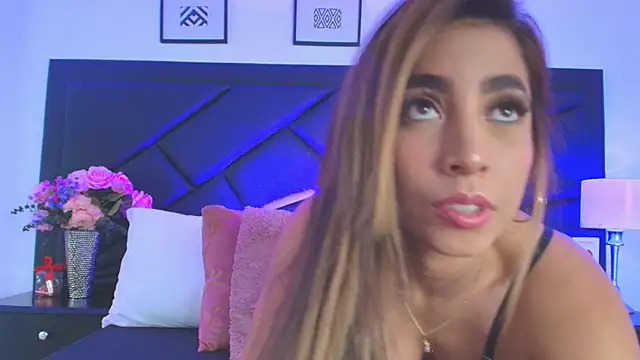 SophieCarther online show from November 4, 12:32 pm