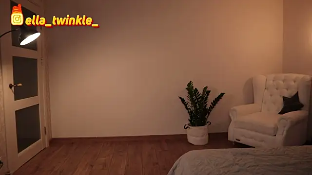 ella twinkl online show from September 11, 6:08 pm