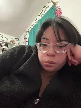 indiegirl666 online show from March 15, 4:14 am