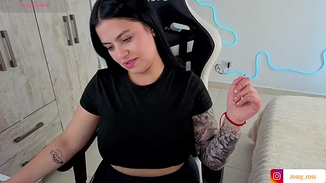 Victoryyy  online show from February 19, 7:57 pm