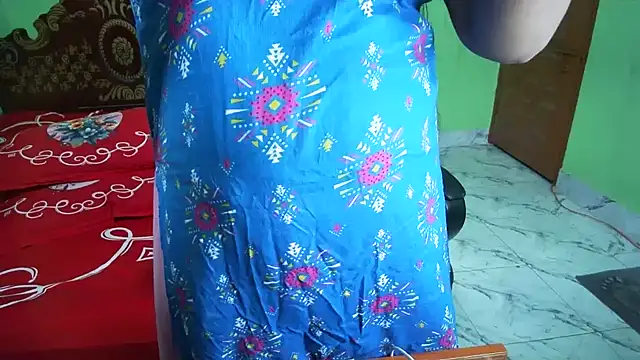 BengaliQueenStar online show from May 17, 4:39 pm