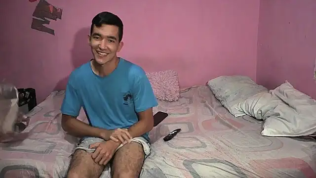 Sweetiefoxxx online show from December 19, 6:33 pm