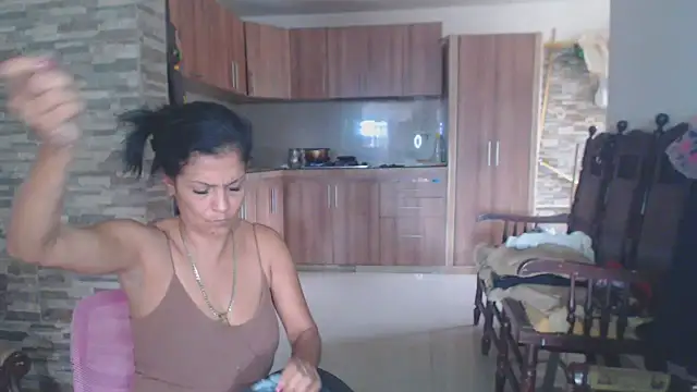 Snapshot of brigitht chatting on September 15, 5:31 pm brigitht online show from September 15, 5:31 pm