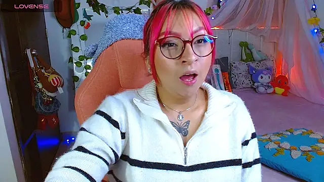 Littlerouse  online show from June 16, 9:21 am
