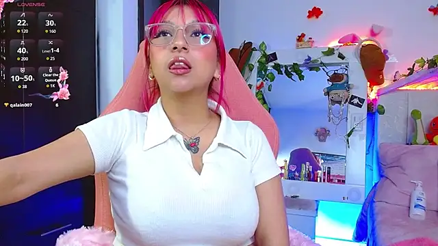 Littlerouse  online show from February 11, 6:48 am