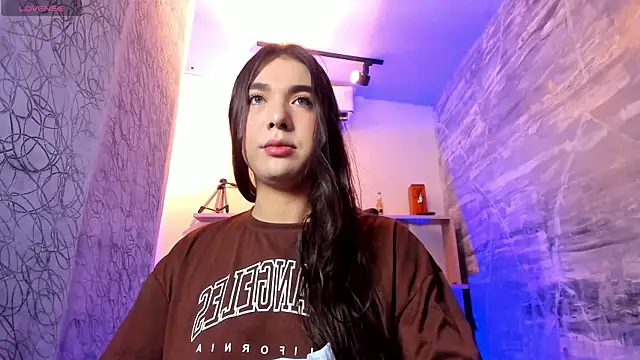 saracaball  online show from February 18, 5:06 am