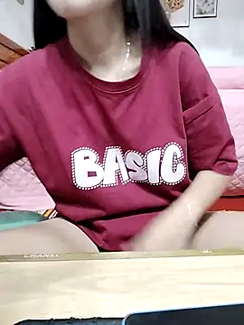 cream1299 online show from September 18, 12:04 pm