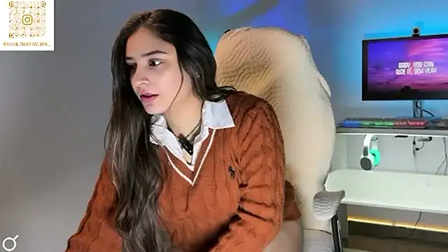 demieliss online show from January 8, 7:51 pm