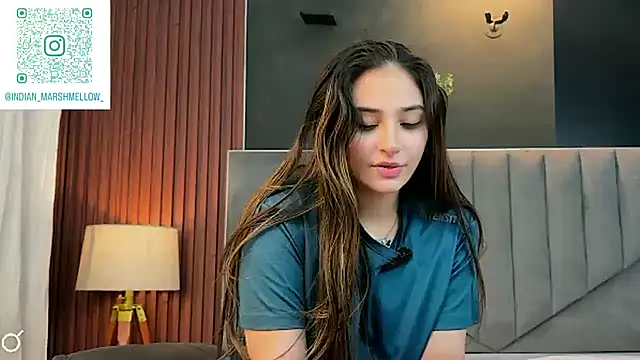 demieliss online show from October 27, 6:03 pm