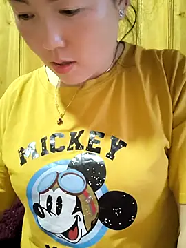 Snapshot of Sweetlove_77 chatting on October 18, 10:18 am Sweetlove 77 online show from October 18, 10:18 am