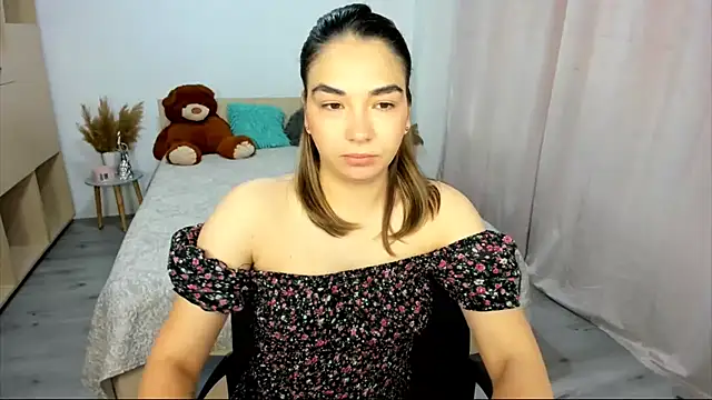 Alexa Dolly12 online show from October 6, 5:57 am