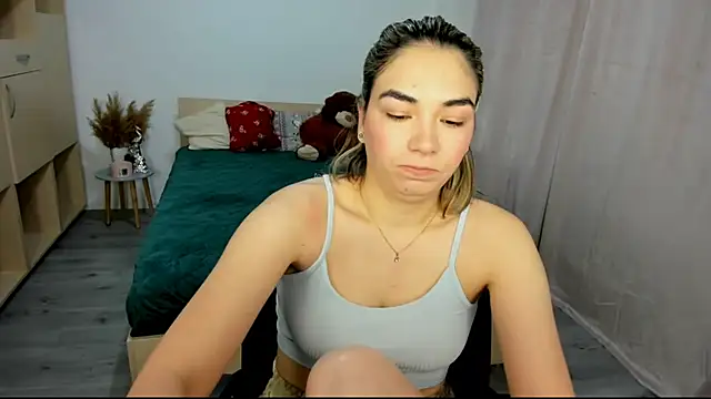 Alexa Dolly12 online show from December 23, 8:18 am