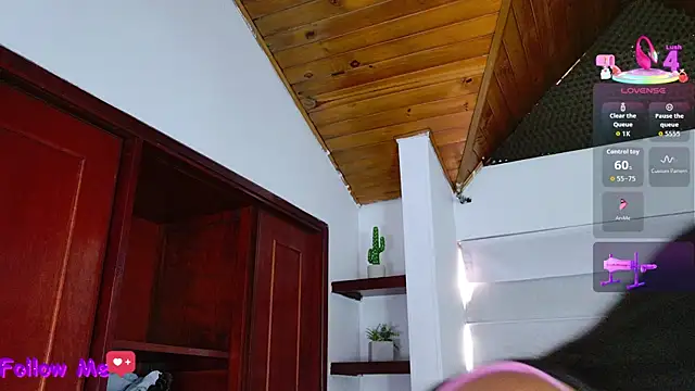 scarlleth  online show from September 25, 12:48 pm