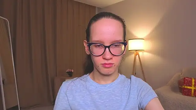 BettyBrowni online show from December 22, 4:32 pm