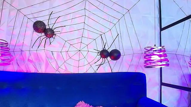 sarah banks1 online show from December 15, 3:23 am