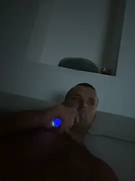 MateoKimiBi online show from September 19, 11:15 pm