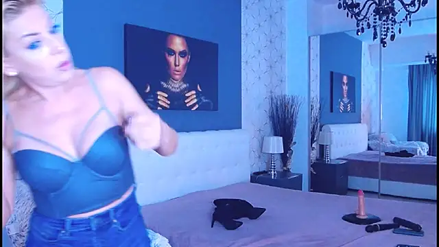 MaryMatiss online show from October 8, 7:35 am