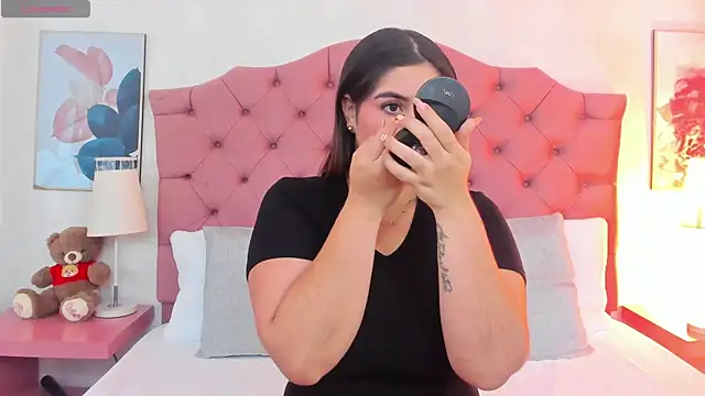 ThyaraJhons online show from May 20, 12:02 pm