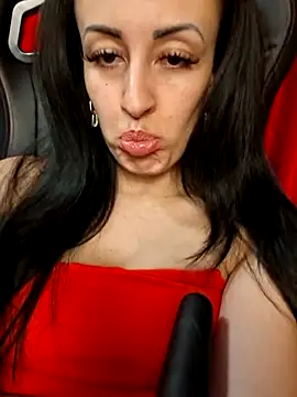 Lory sexxxy online show from April 19, 6:21 pm