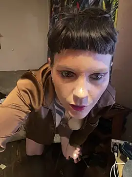OniricFemme online show from April 28, 4:38 am