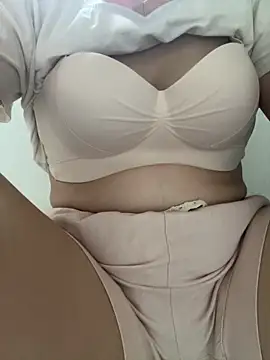 Milk Mom99 online show from April 6, 6:58 am