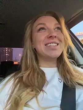 Sweet   Emily online show from December 15, 1:05 pm