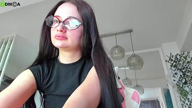 IreneVON online show from March 14, 6:47 am