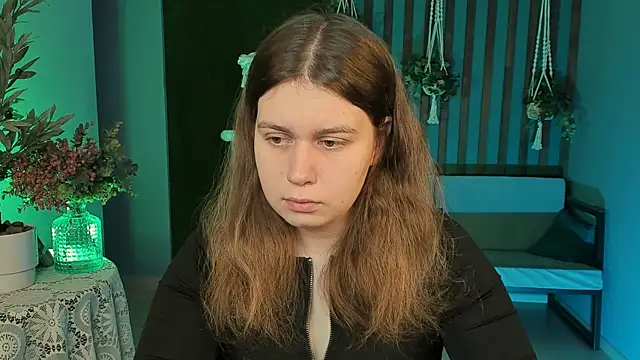 FioraMarmoris online show from October 3, 5:23 am