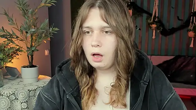 FioraMarmoris online show from October 23, 1:28 pm