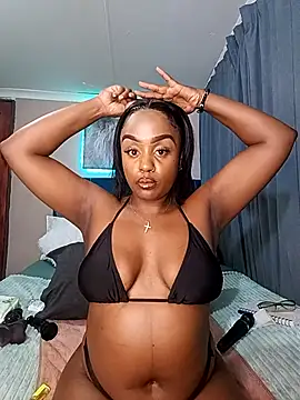 Queen-Chocolate online show from January 16, 2:18 am