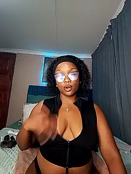 Queen-Chocolate online show from January 11, 2:05 am