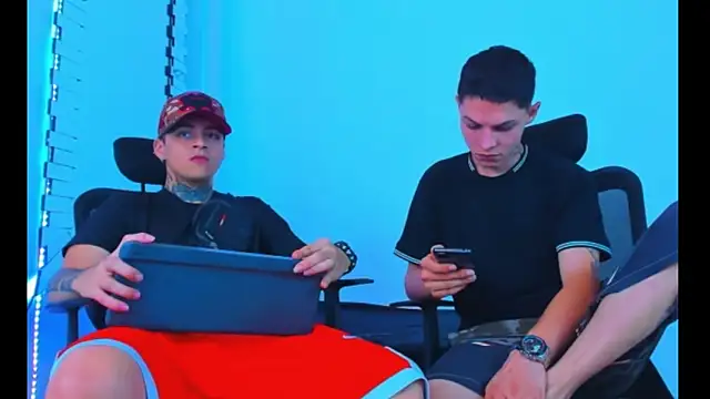 HOT boy2025 online show from November 16, 5:09 am