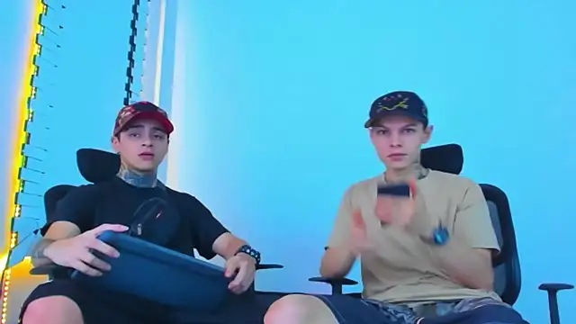 HOT boy2025 online show from December 18, 11:09 pm