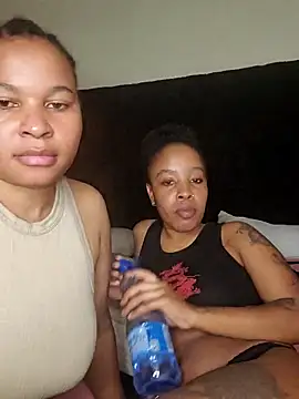 R-thequeen online show from December 18, 12:10 pm