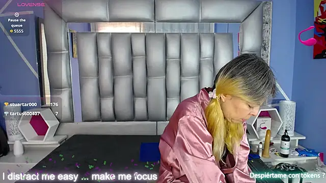 sophia ny online show from September 26, 2:58 pm