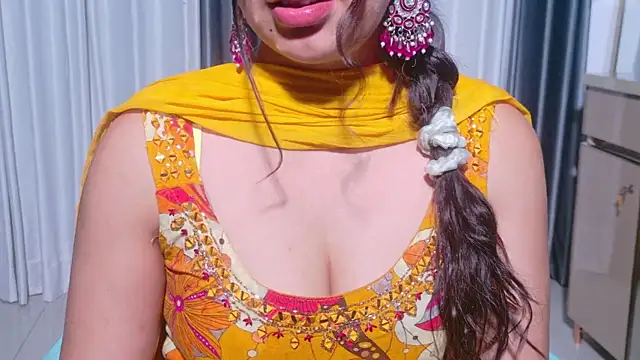 Aashika-Kaur online show from June 2, 4:57 am