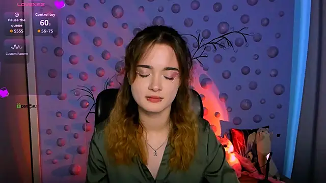 liana kisses online show from February 14, 9:06 pm