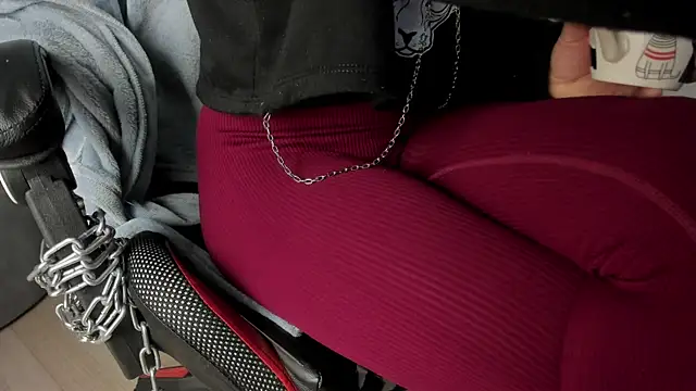 selene red  online show from October 16, 1:36 pm