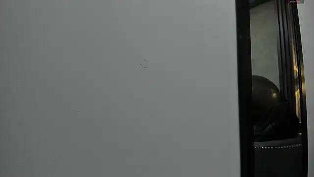 selene red  online show from September 9, 1:33 pm