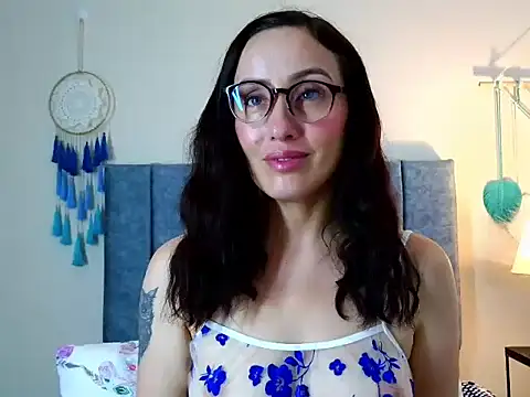 IberianMoonMK online show from September 30, 11:38 am