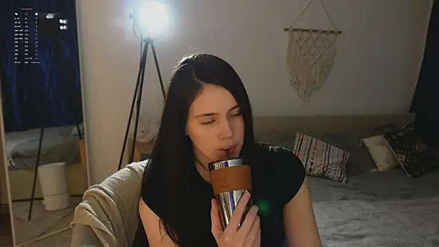 jennetdoll online show from November 21, 7:16 pm