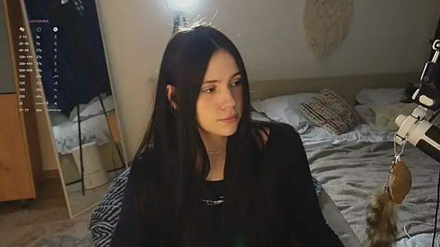 jennetdoll online show from April 1, 6:27 pm