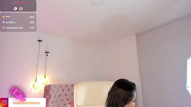 madisson davon online show from September 28, 10:26 pm