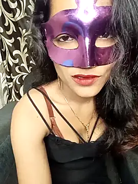 REVA DARLING online show from March 21, 1:27 pm